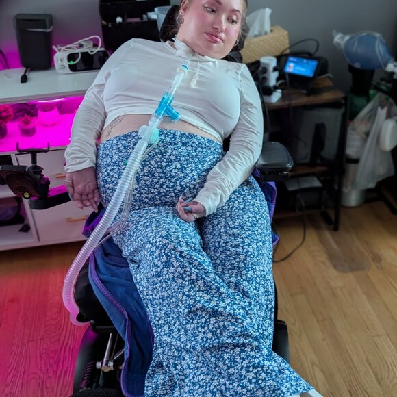 Hi I'm Victoria! - Picture 11 of 13